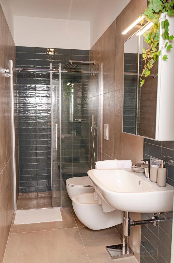 Apulialux Design Apartment - Relax, Spa E Free Parking Bari Exterior photo